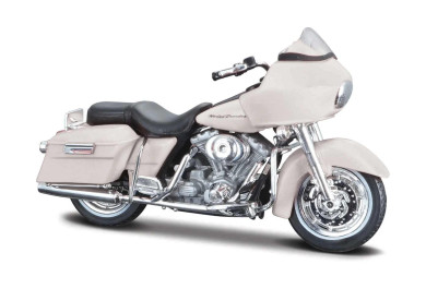 Maisto Harley Davidson FLTR Road Glide (2002), bílá, 1:18